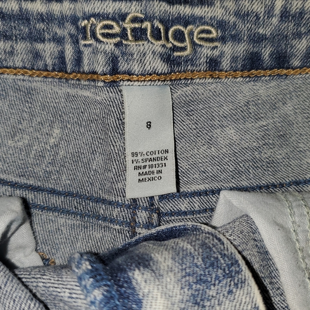 Jean Shorts - Picture 2 of 3